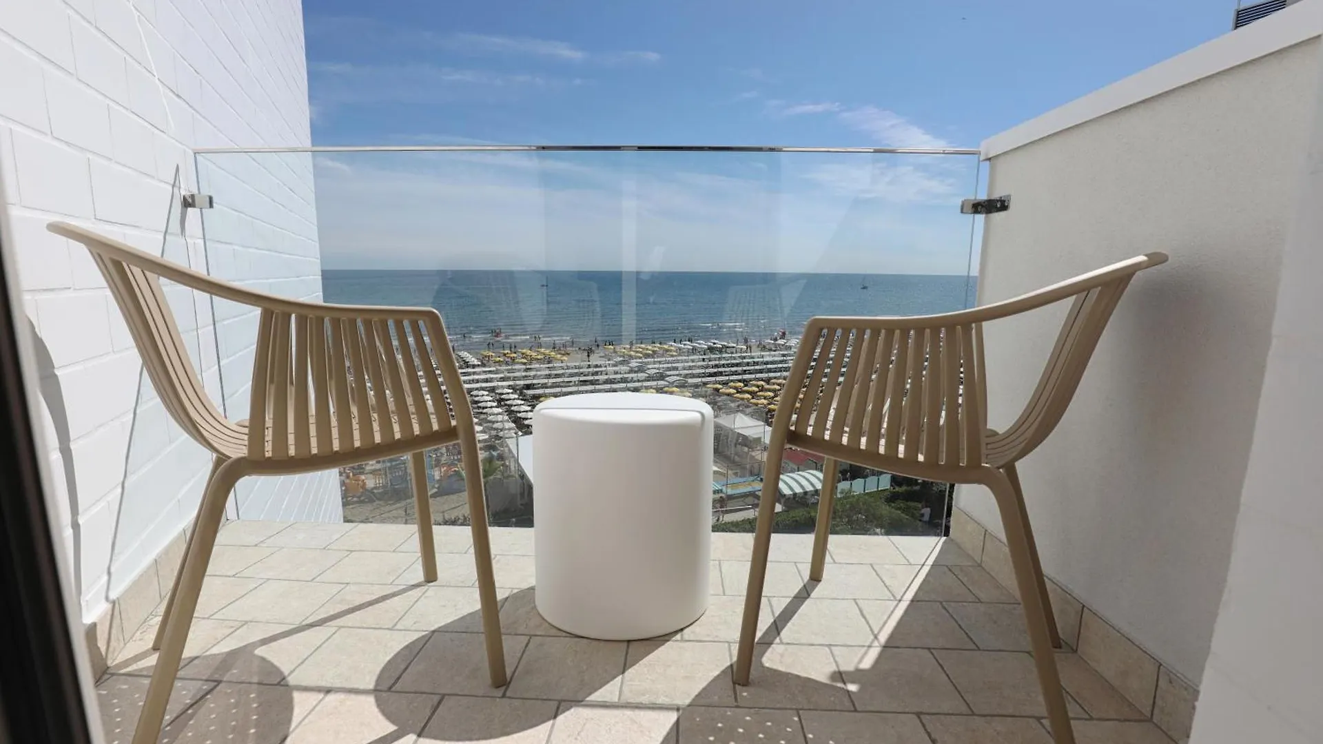 ***  Hotel Daniel'S Fronte Mare Riccione Italien