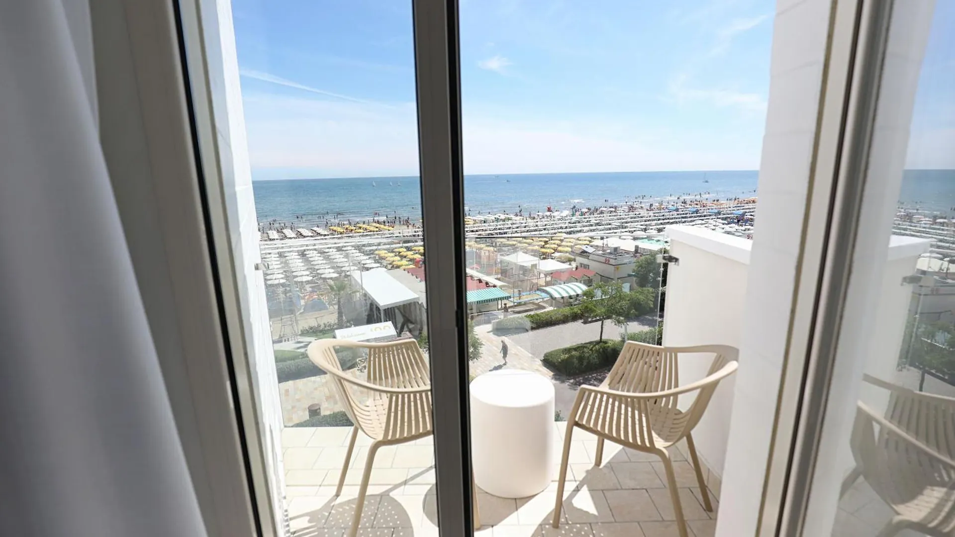 Hotel Daniel'S Fronte Mare Riccione 3*,