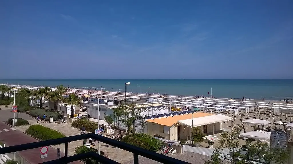 Hotel Daniel'S Fronte Mare Riccione 3*,  Italien