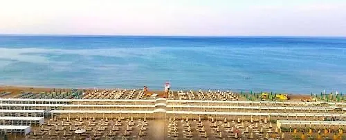 Hotel Daniel'S Fronte Mare Riccione 3*,  Italien