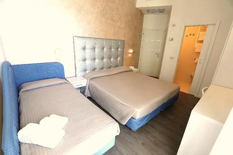 Hotel Daniel'S Fronte Mare Riccione 3*,